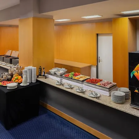 Отель City Inn Olomouc Оломоуц